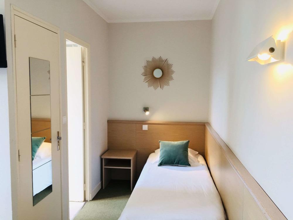 דינאר Hotel Du Parc מראה חיצוני תמונה
